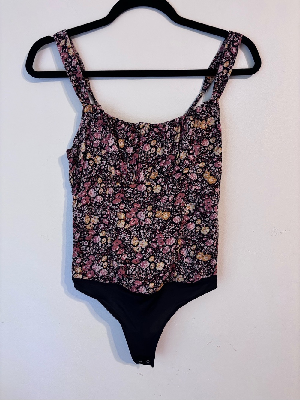 Abercrombie & Fitch Floral Bodysuit XS Black Pink Yellow Floral Cottagecore